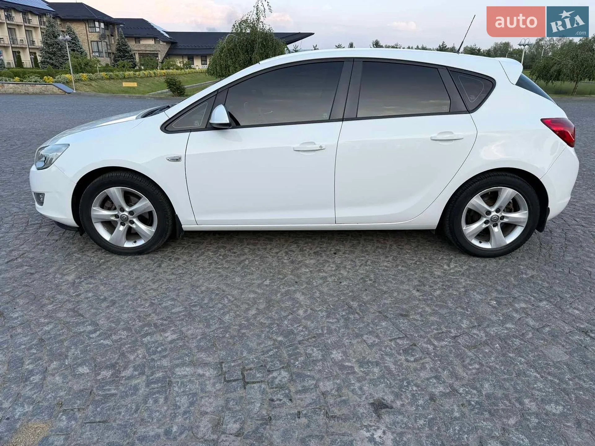 2010 Opel Astra - мініатюра 5