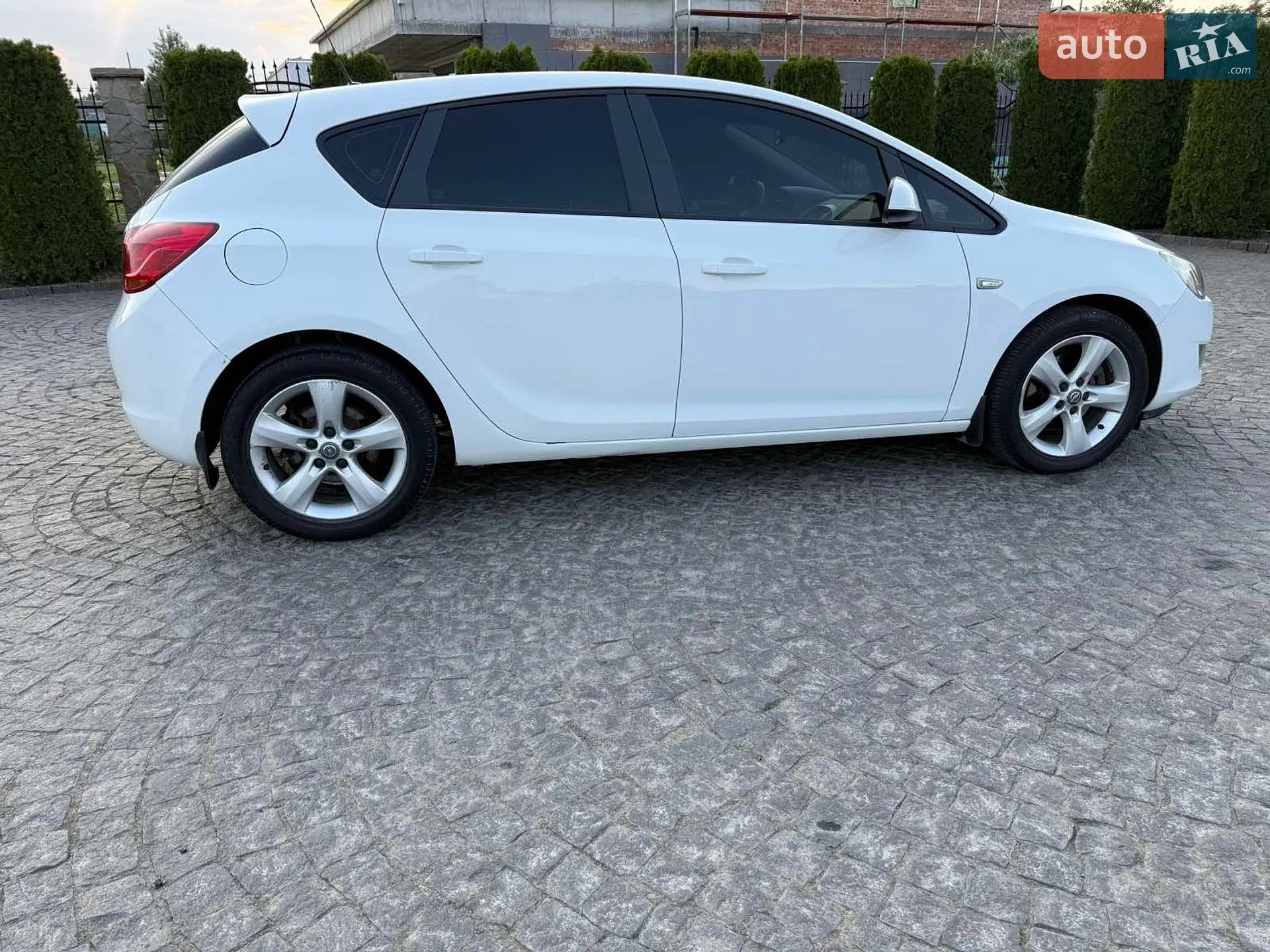 2010 Opel Astra - мініатюра 6