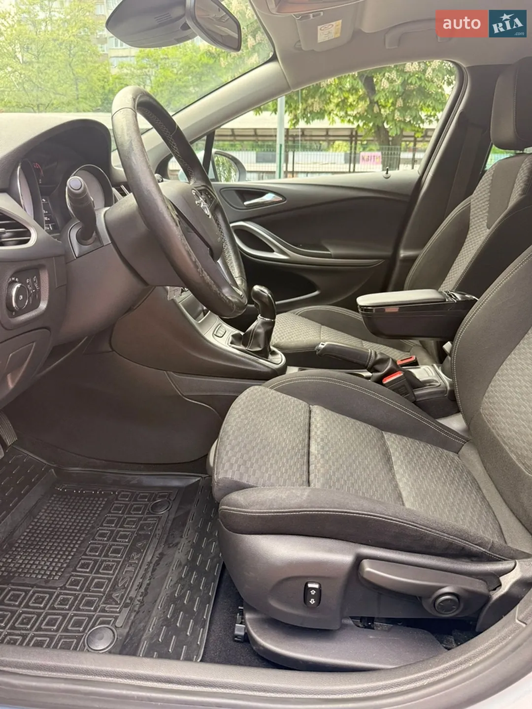 2017 Opel Astra - мініатюра 24