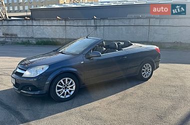 Кабриолет Opel Astra 2008 в Киеве