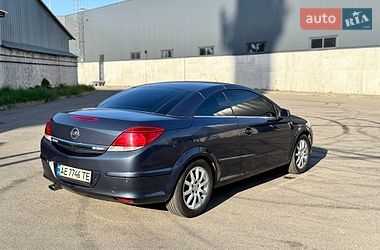 Кабріолет Opel Astra 2008 в Києві фото 7 Кабріолет Opel Astra 2008 в Києві
