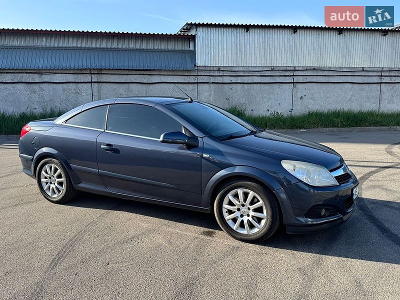 Кабріолет Opel Astra 2008 в Києві фото 10 Кабріолет Opel Astra 2008 в Києві