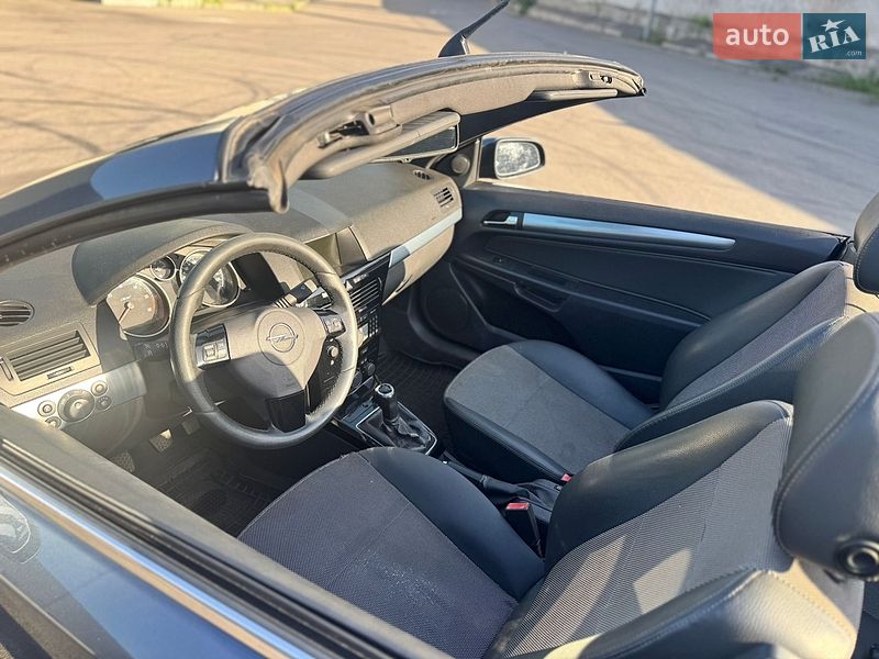 Кабріолет Opel Astra 2008 в Києві фото 21 Кабріолет Opel Astra 2008 в Києві