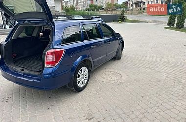 Универсал Opel Astra 2009 в Бучаче