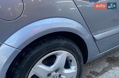 Хэтчбек Opel Astra 2008 в Олевске