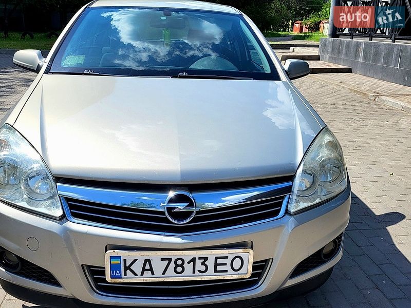 Седан Opel Astra 2008 в Кривом Роге фото 2 Седан Opel Astra 2008 в Кривом Роге