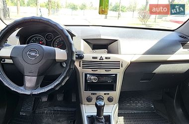Седан Opel Astra 2008 в Кривом Роге фото 16 Седан Opel Astra 2008 в Кривом Роге