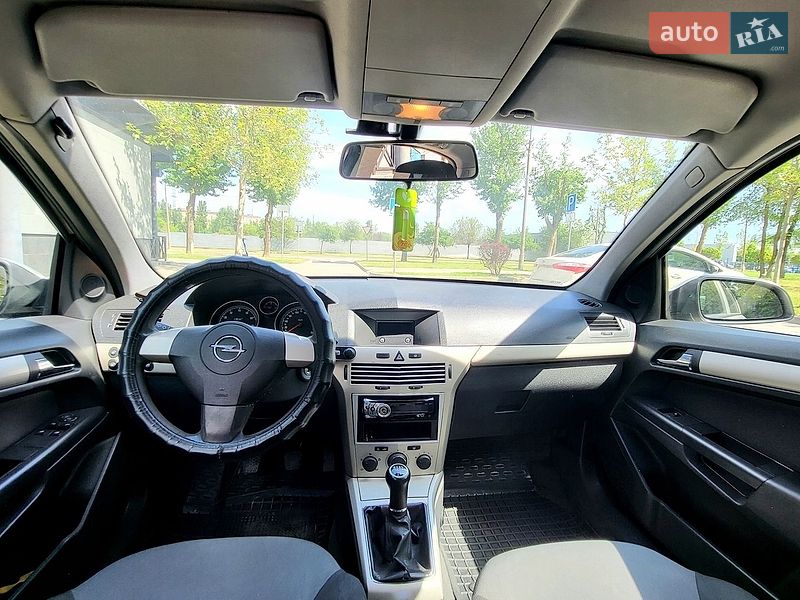 Седан Opel Astra 2008 в Кривом Роге фото 22 Седан Opel Astra 2008 в Кривом Роге