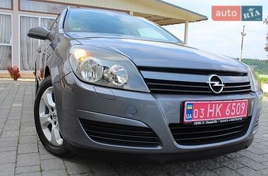 Универсал Opel Astra 2006 в Трускавце