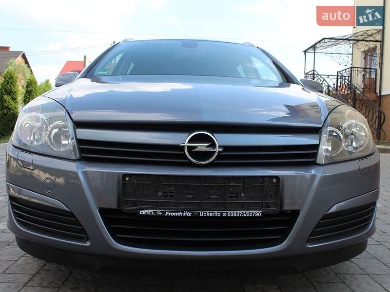 Универсал Opel Astra 2006 в Трускавце