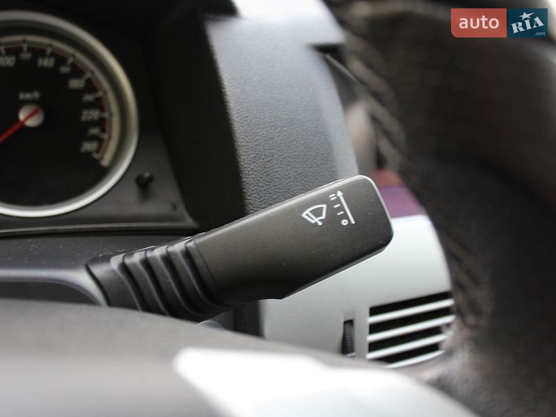 Универсал Opel Astra 2006 в Трускавце