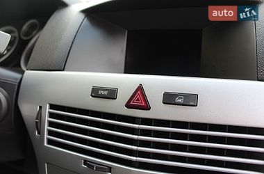 Универсал Opel Astra 2006 в Трускавце