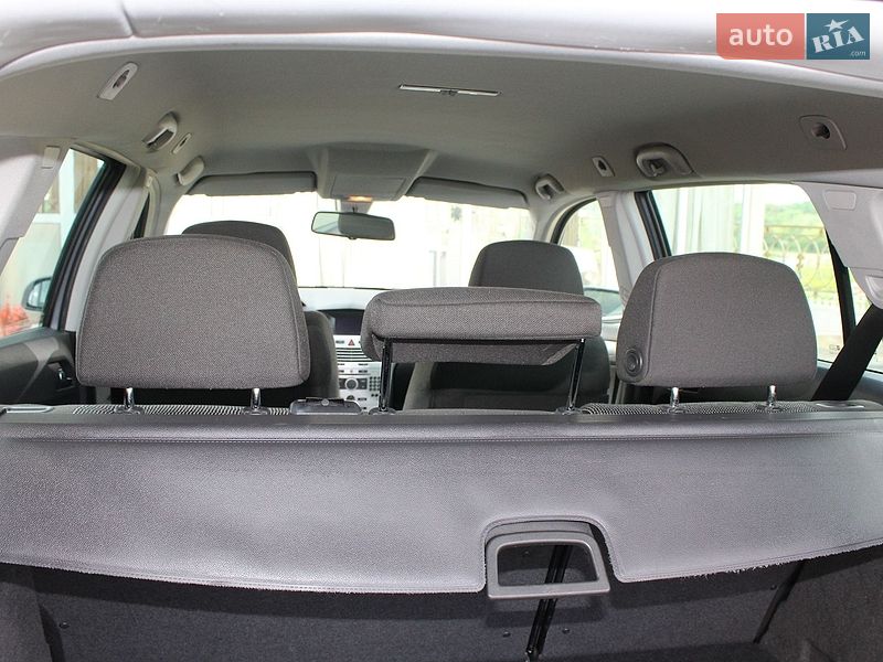 Универсал Opel Astra 2006 в Трускавце
