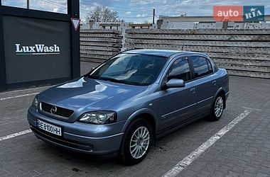 Седан Opel Astra 2006 в Новому Бузі