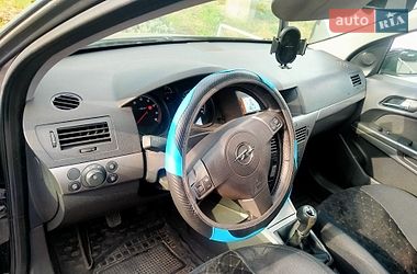 Хетчбек Opel Astra 2006 в Києві