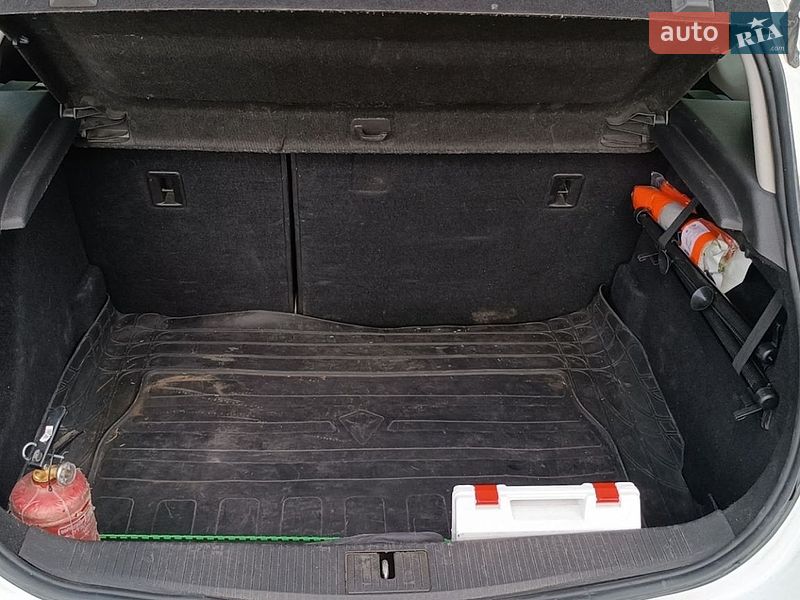 Хетчбек Opel Astra 2010 в Дрогобичі