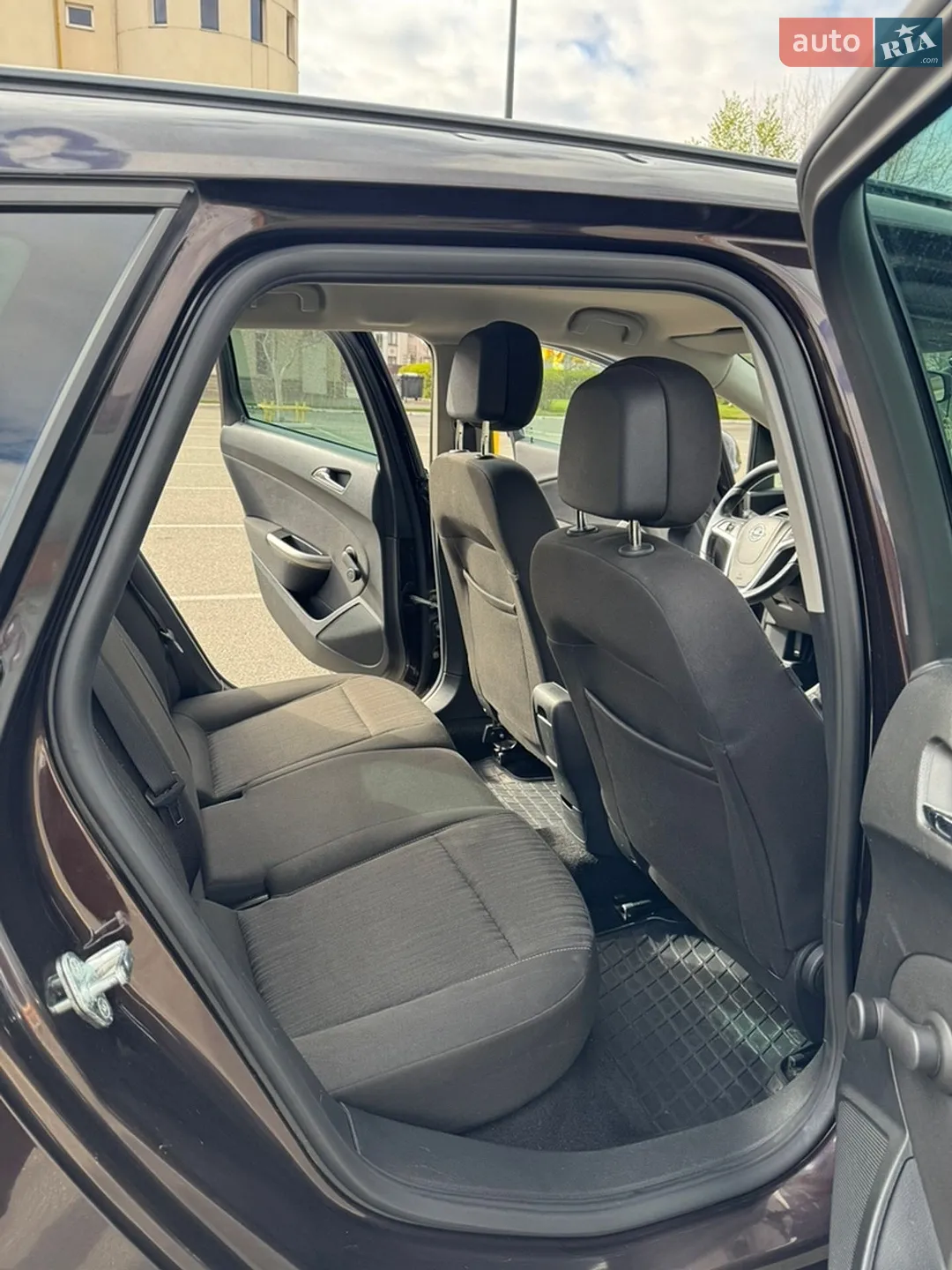2011 Opel Astra - мініатюра 14