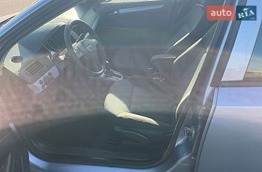 Хэтчбек Opel Astra 2005 в Киеве