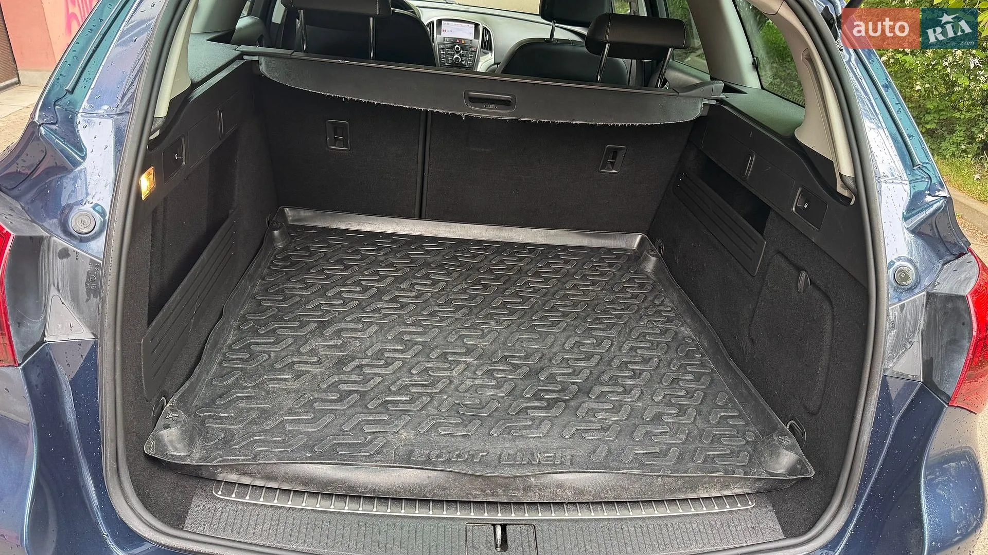 2011 Opel Astra - мініатюра 38