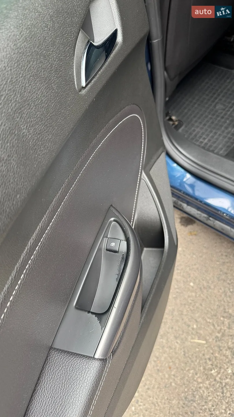 2011 Opel Astra - мініатюра 42