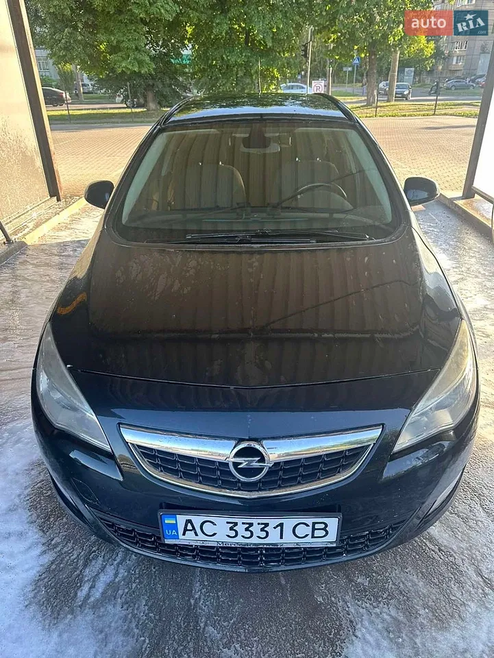 2011 Opel Astra - мініатюра 31