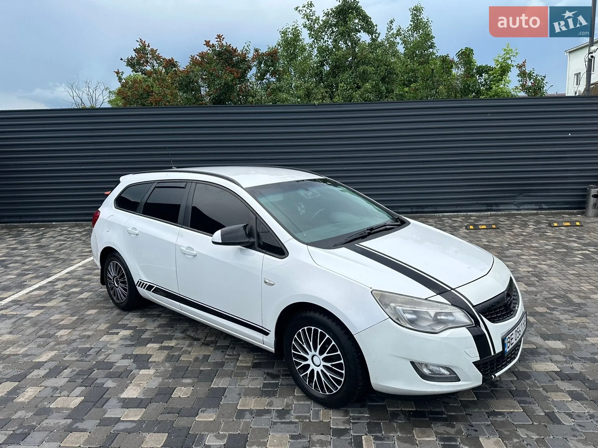 2011 Opel Astra - мініатюра 16