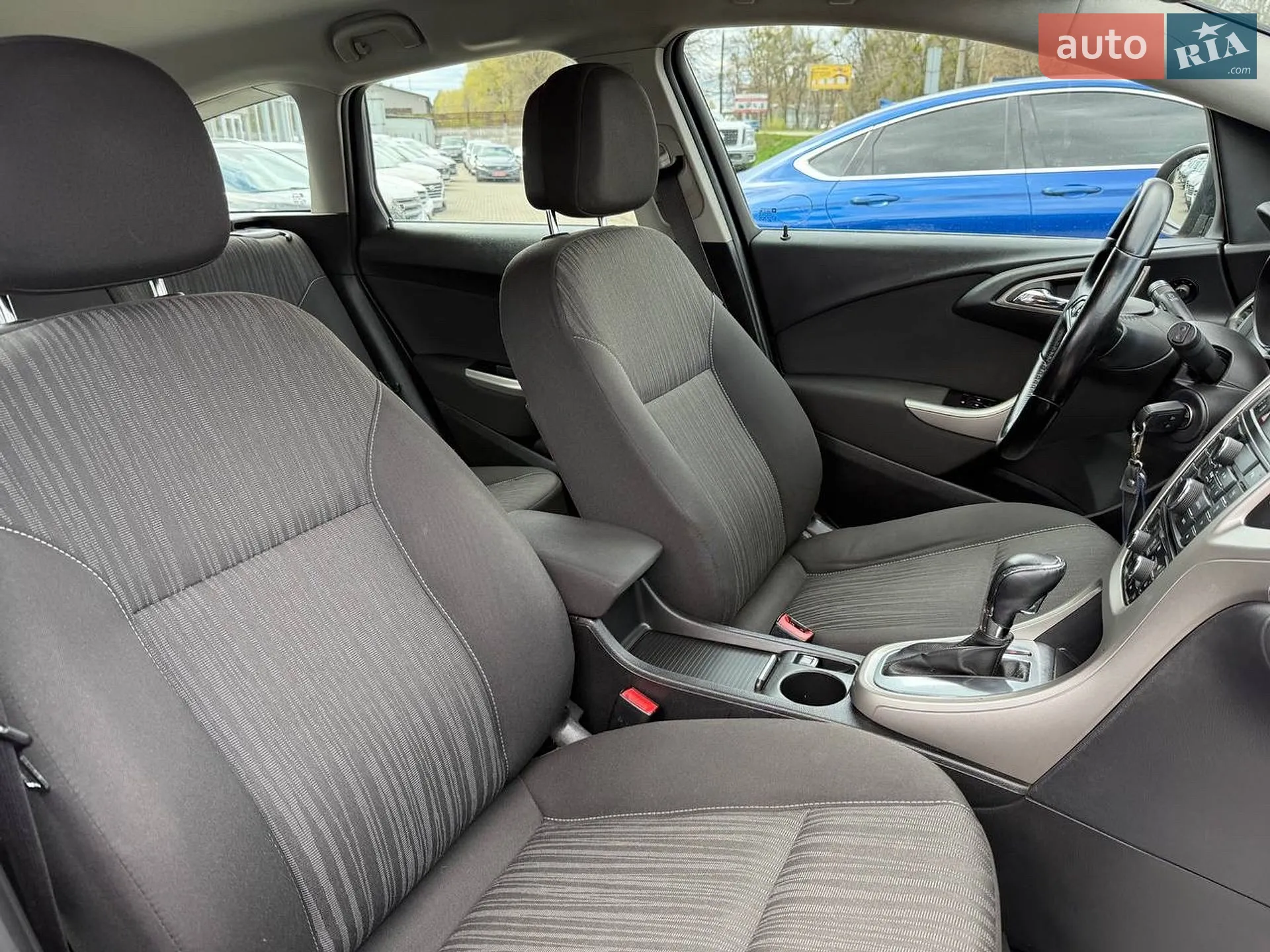 2011 Opel Astra - мініатюра 10