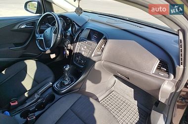 Универсал Opel Astra 2012 в Шостке