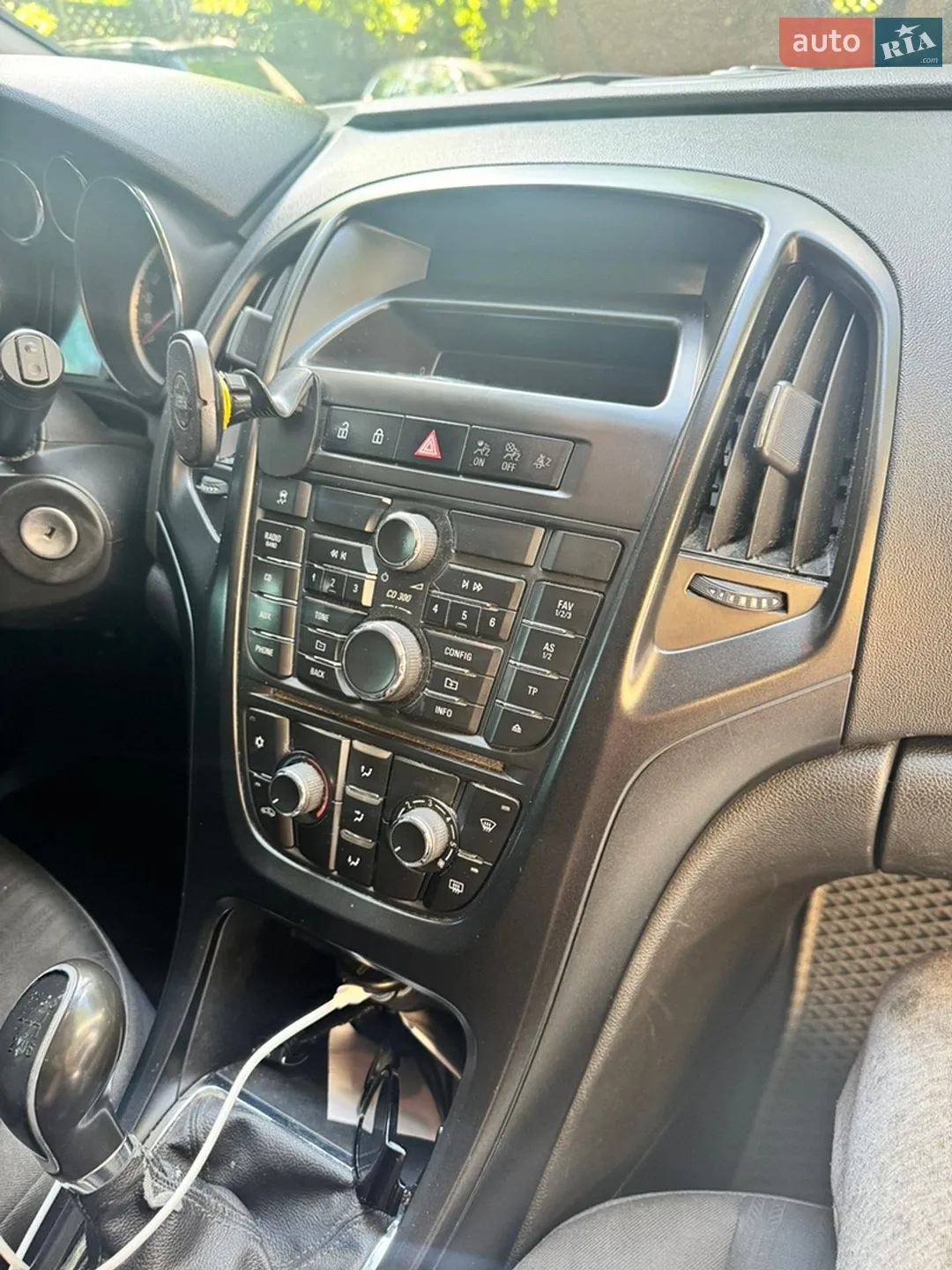 2013 Opel Astra - мініатюра 21