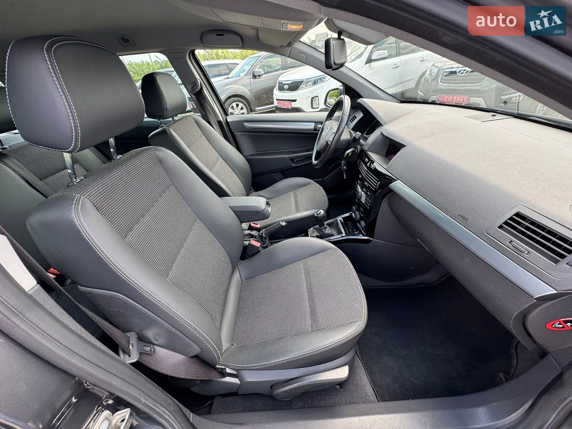 2010 Opel Astra - мініатюра 35