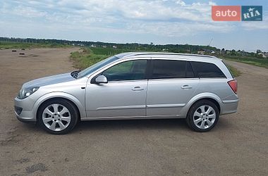 Универсал Opel Astra 2006 в Христиновке