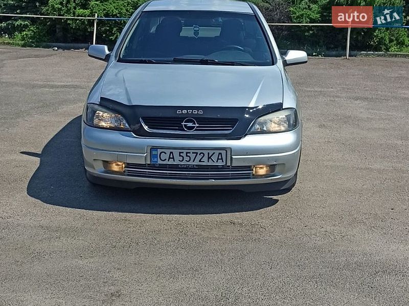 Хетчбек Opel Astra 2002 в Черкасах