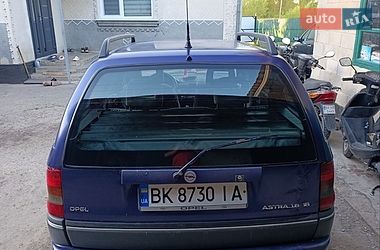 Универсал Opel Astra 1996 в Дубно
