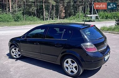 Хэтчбек Opel Astra 2007 в Луцке