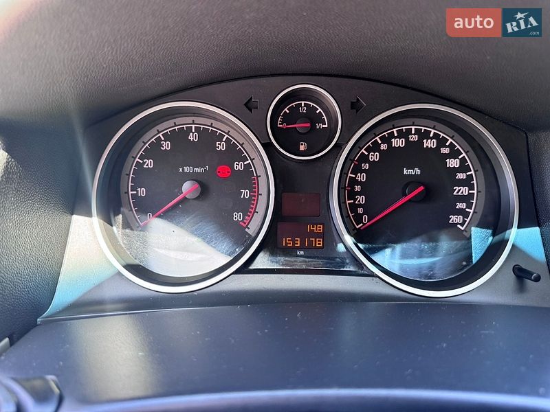 Хэтчбек Opel Astra 2007 в Луцке