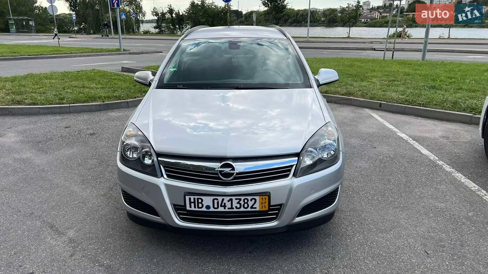 2010 Opel Astra - мініатюра 4