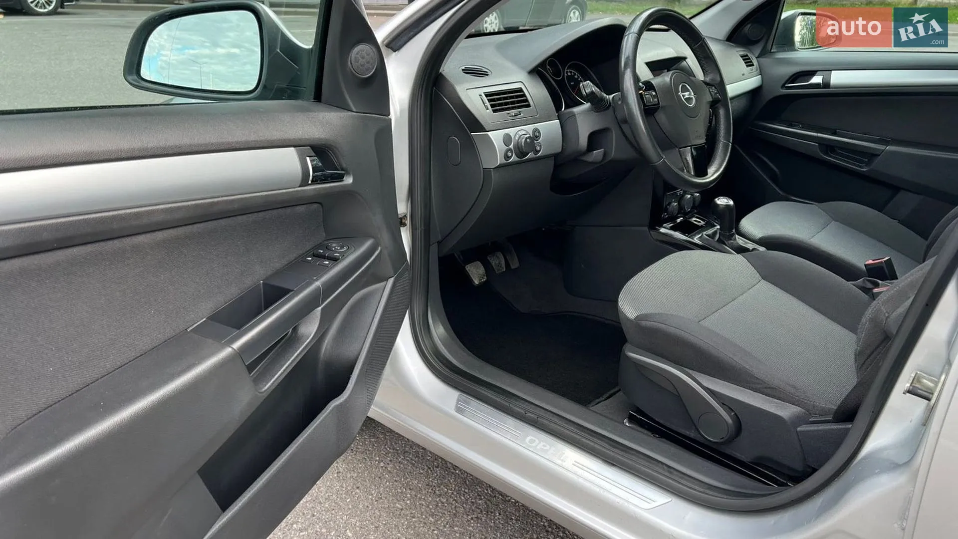2010 Opel Astra - мініатюра 13