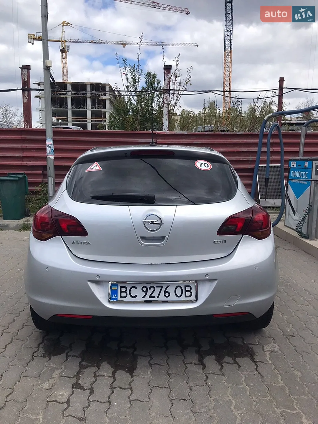 2010 Opel Astra - мініатюра 2