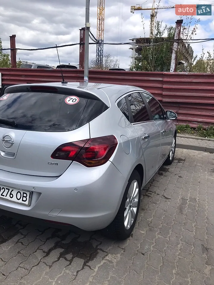 2011 Opel Astra - мініатюра 19