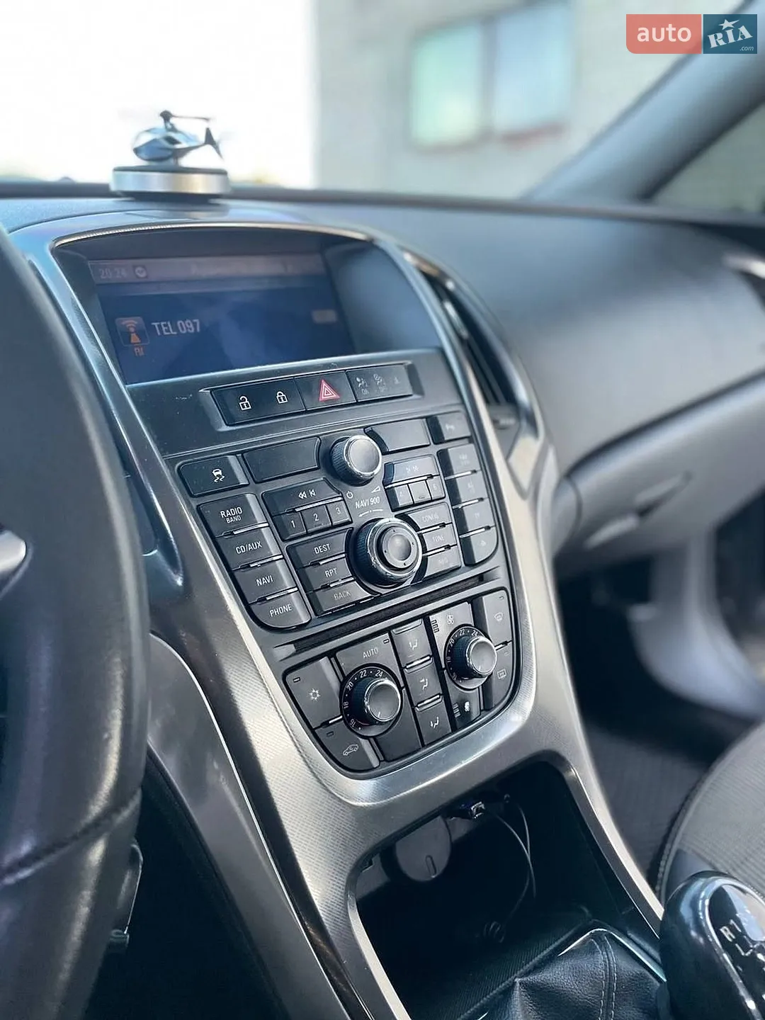 2011 Opel Astra - мініатюра 2