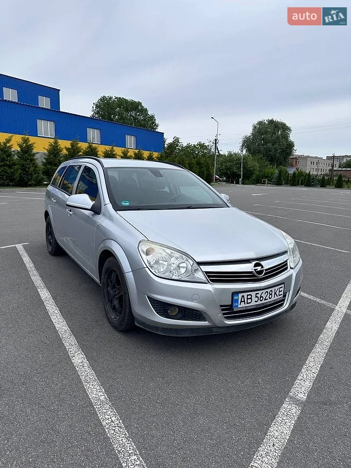 2010 Opel Astra - мініатюра 14