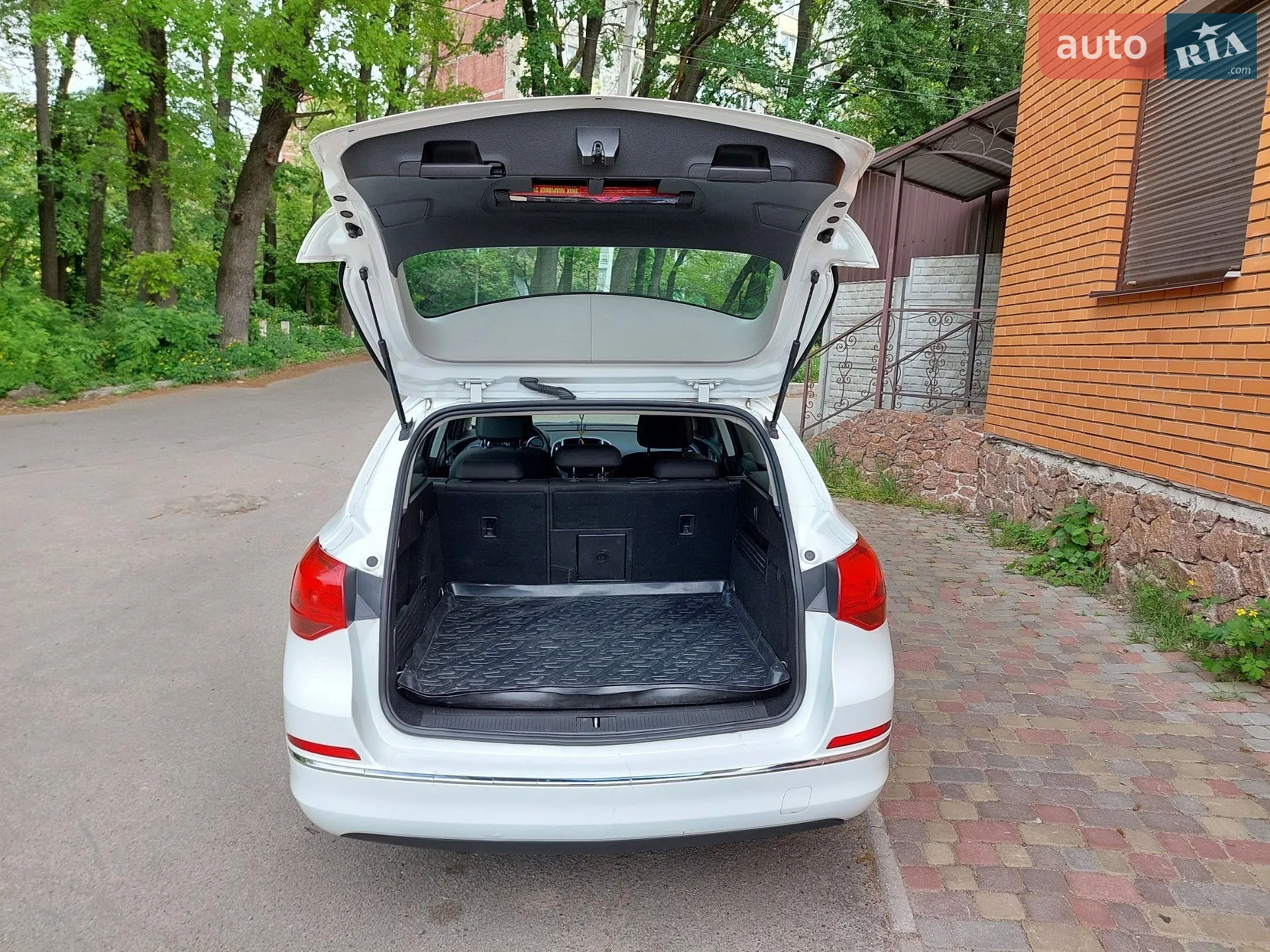 2012 Opel Astra - мініатюра 9