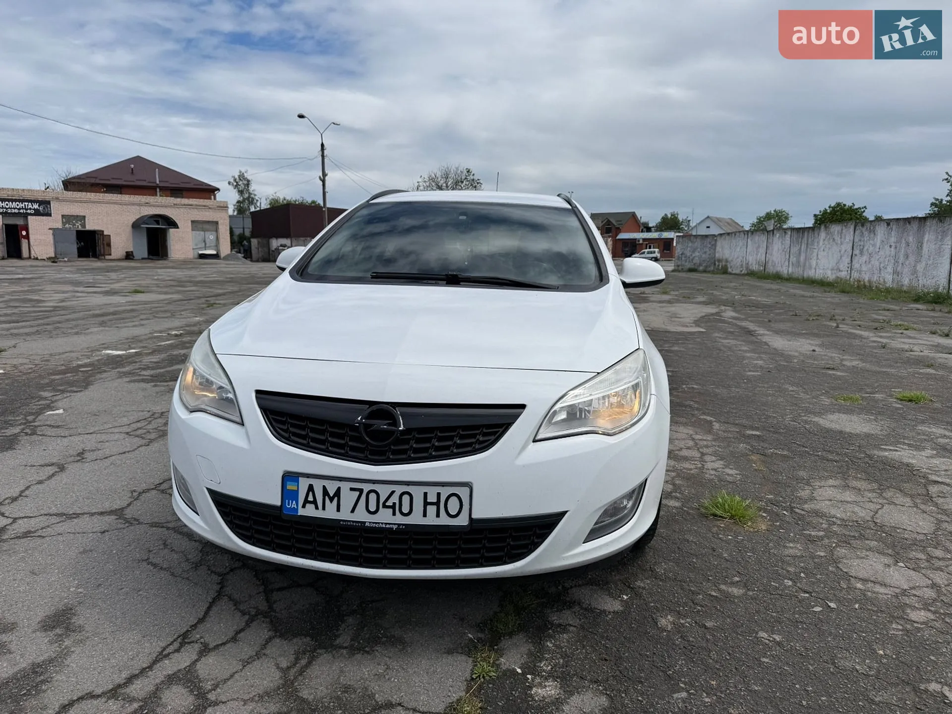 2012 Opel Astra - фото 1