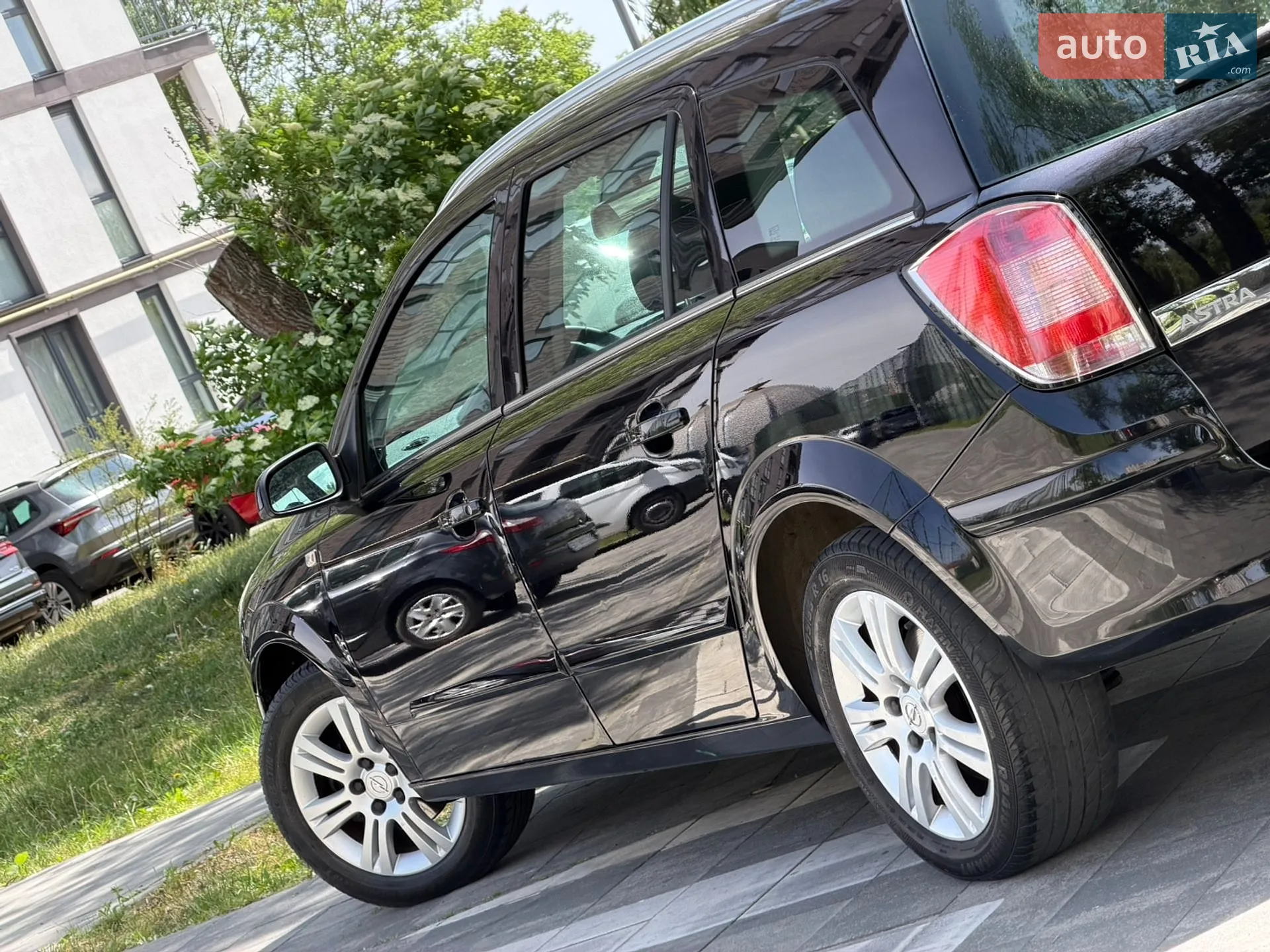 2010 Opel Astra - мініатюра 23