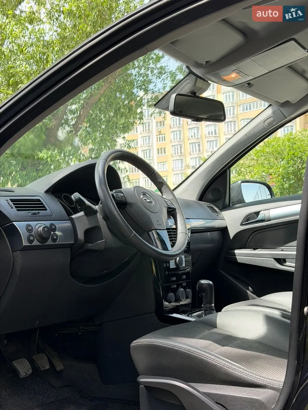 2010 Opel Astra - мініатюра 42