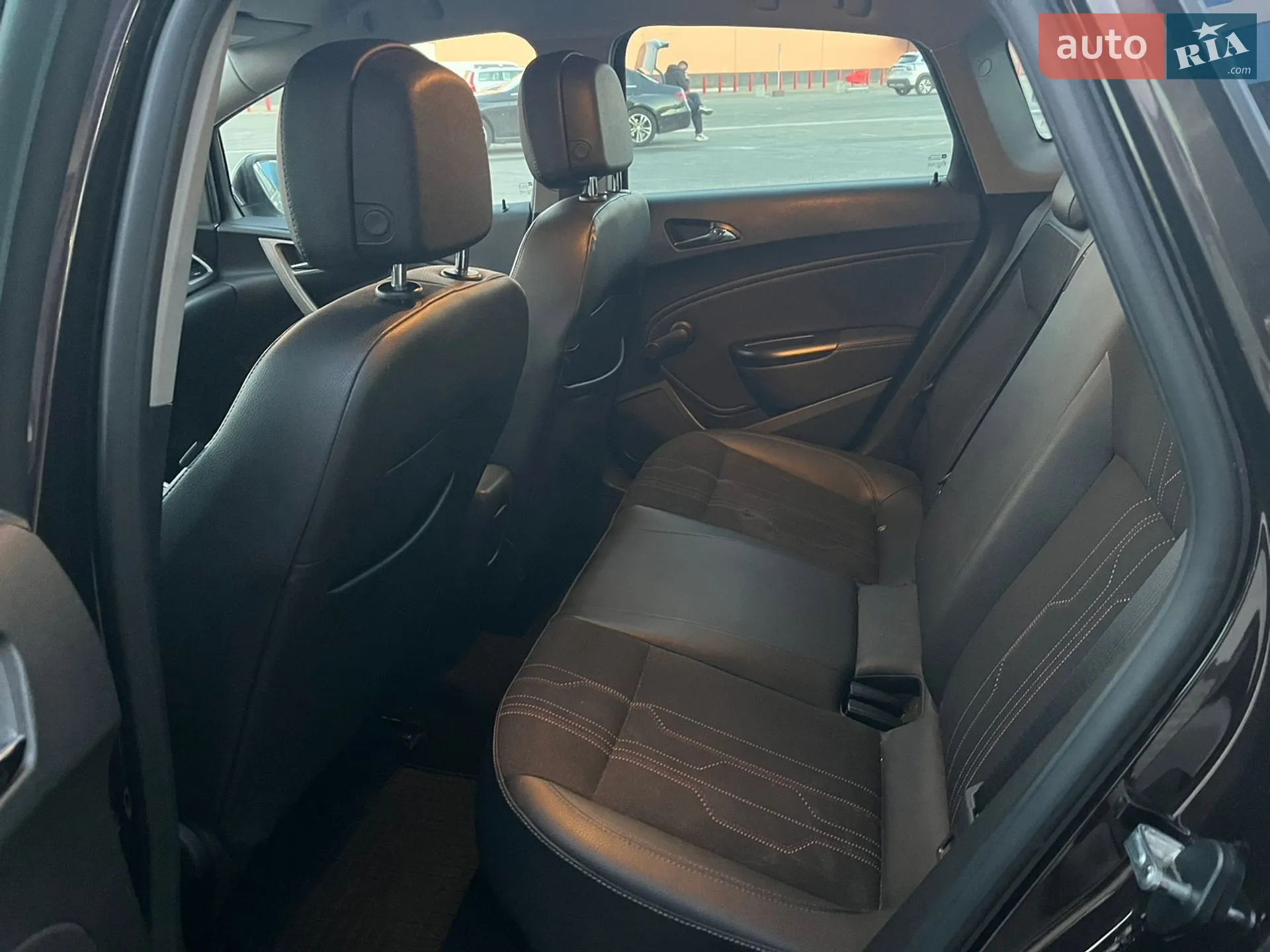 2012 Opel Astra - мініатюра 11