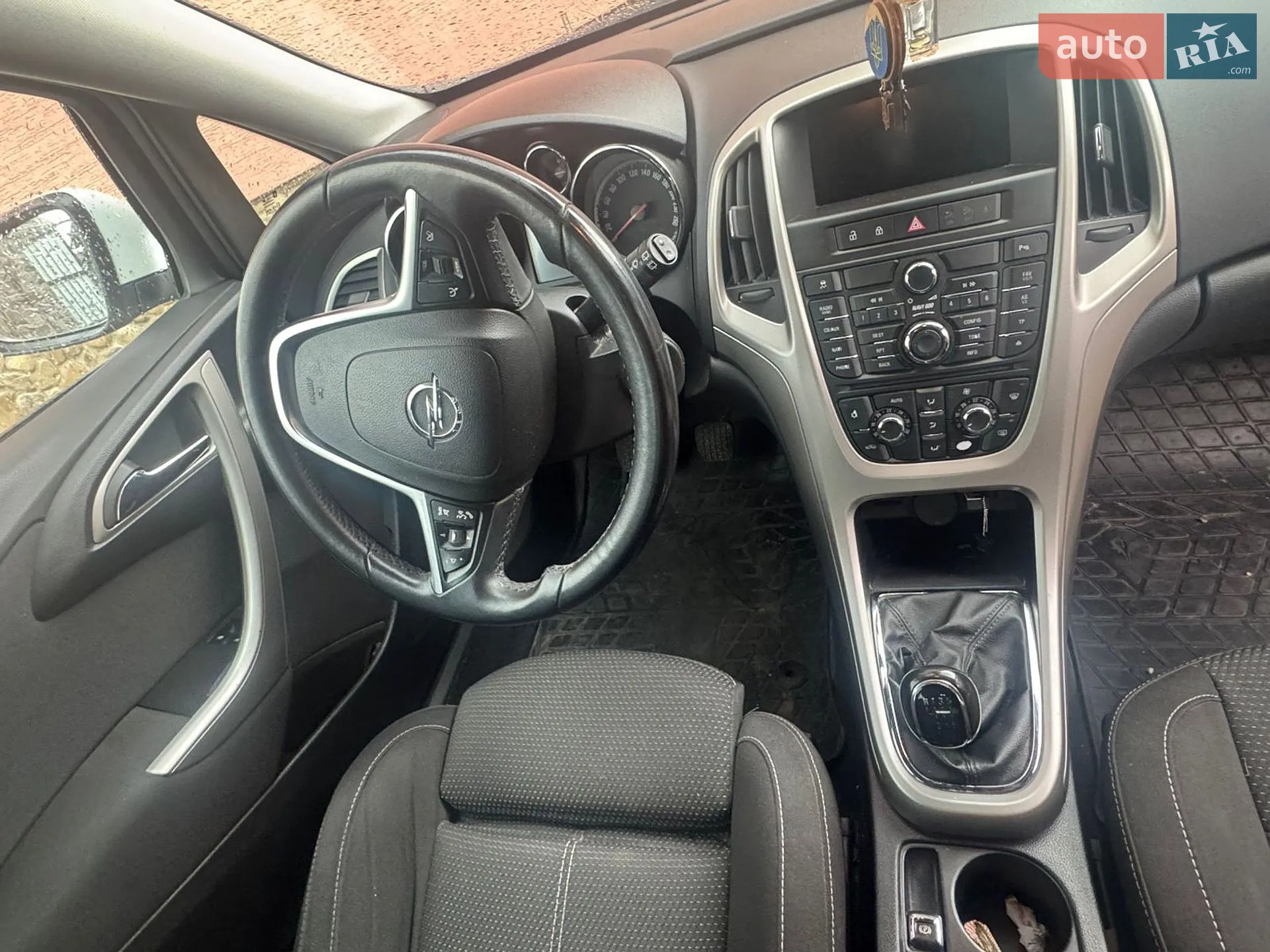 2011 Opel Astra - мініатюра 27