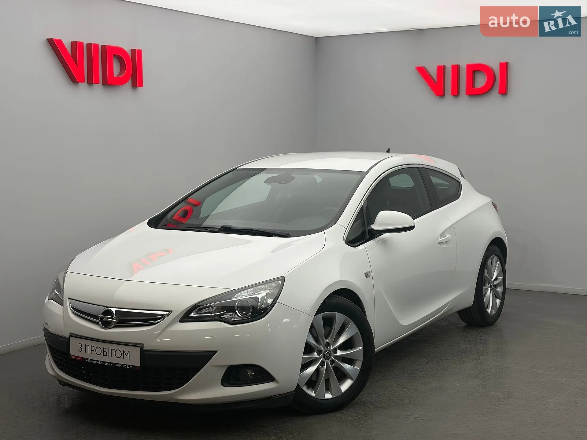 2013 Opel Astra - фото 1