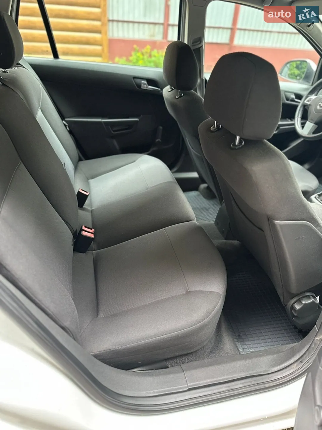 2010 Opel Astra - мініатюра 33