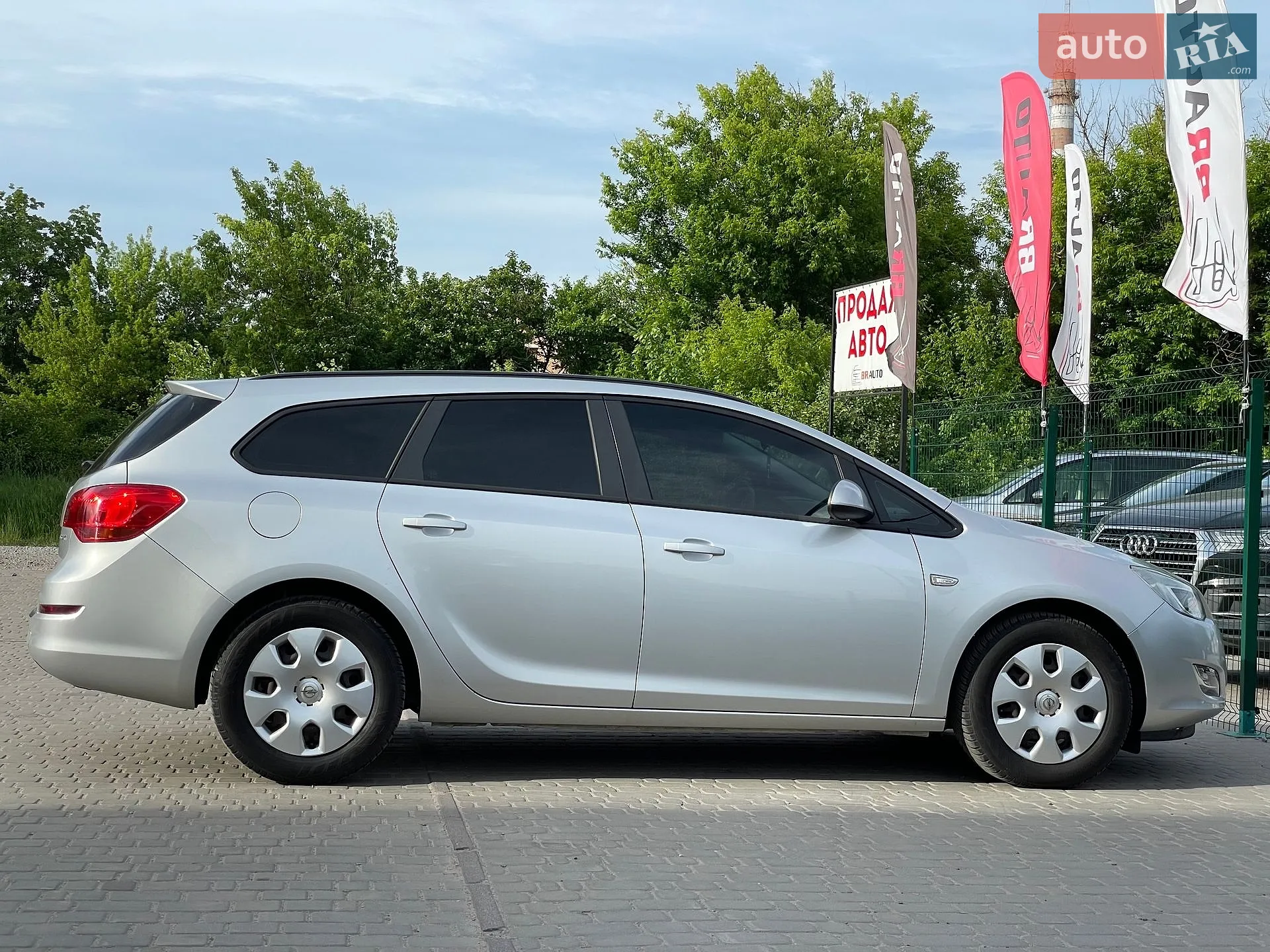 2011 Opel Astra - мініатюра 22